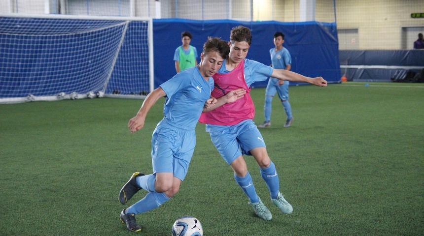 İki T&uuml;rk genci Manchester City'de