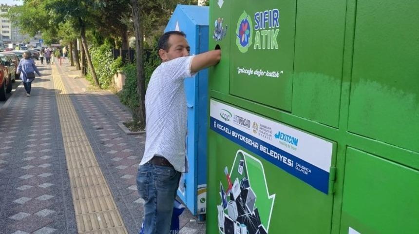 Gebze&rsquo;de 50 ton atık geri d&ouml;n&uuml;ş&uuml;me kazandırıldı