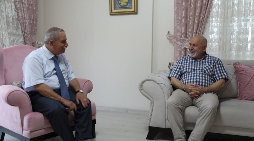 Başkan Demirtaş: "Hacının duasını almak g&uuml;zel"