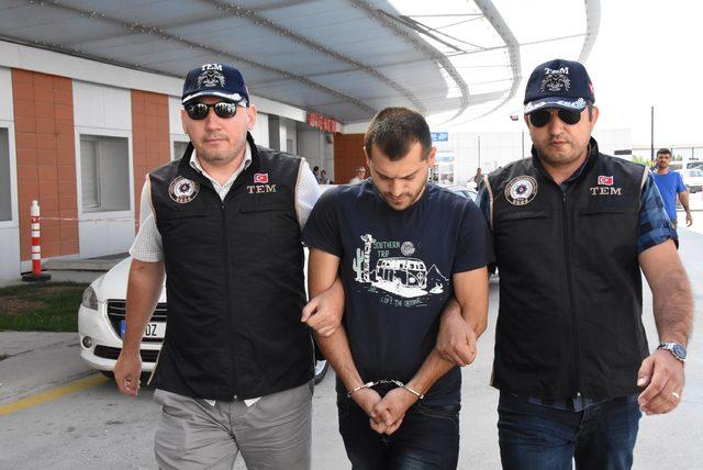 Erdoğan'a suikast timine mühimmat veren eski astsubay Eskişehir'de yakalandı (2)