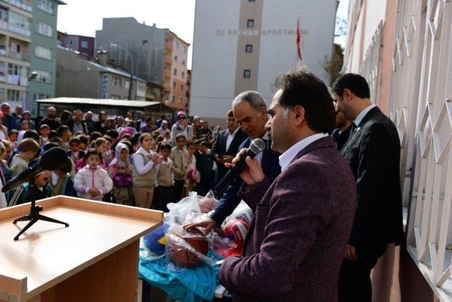 Başkan Uçar, başarılı öğrencileri kutladı