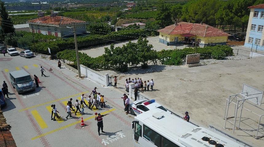 Jandarma&rsquo;dan servis ara&ccedil;larına 6 bin 816 TL ceza