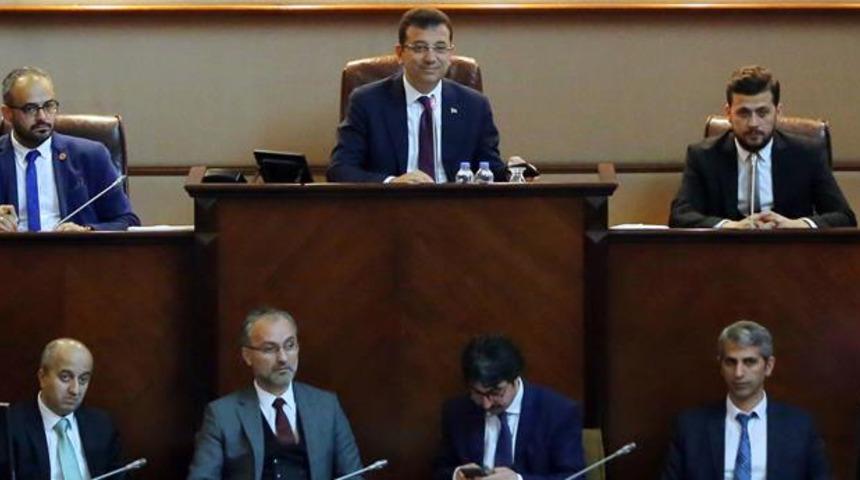 Mahkemeden İBB Meclisi'nin çalışma gün sayısı ile ilgili yürütmeyi durdurma kararı