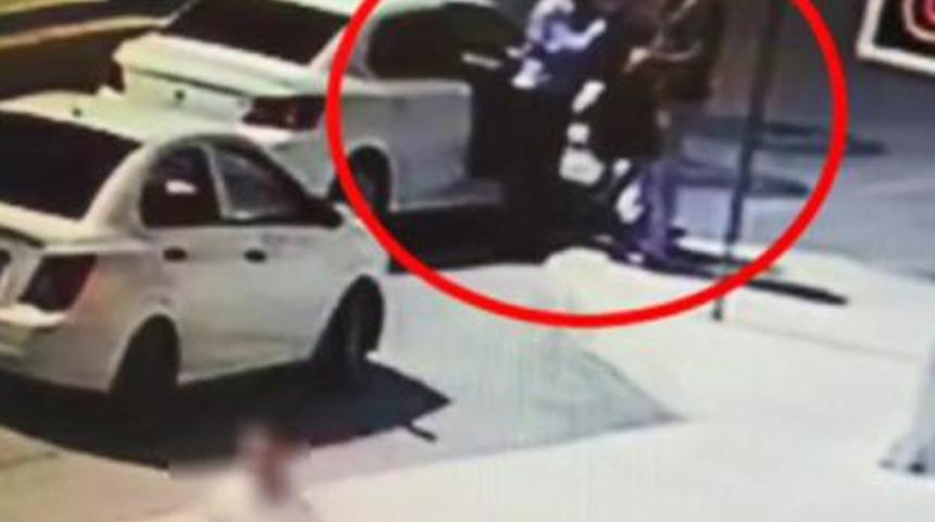 İstanbul'da 'tırnakçılık' yapan İran uyruklu iki kişi yakalandı