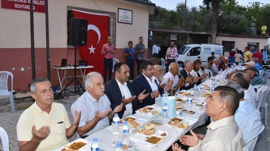 Yılmaz: "Biz bir b&uuml;t&uuml;n&uuml;n par&ccedil;alarıyız"