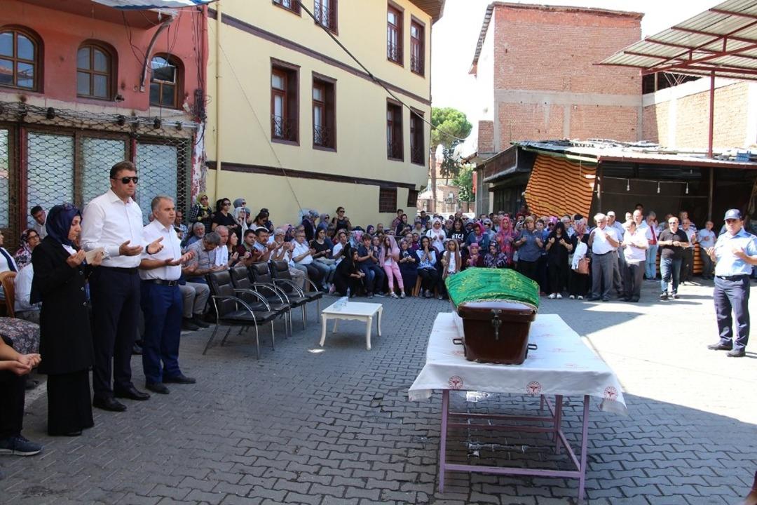 Kalbine yenik d&uuml;şen doktora son g&ouml;rev