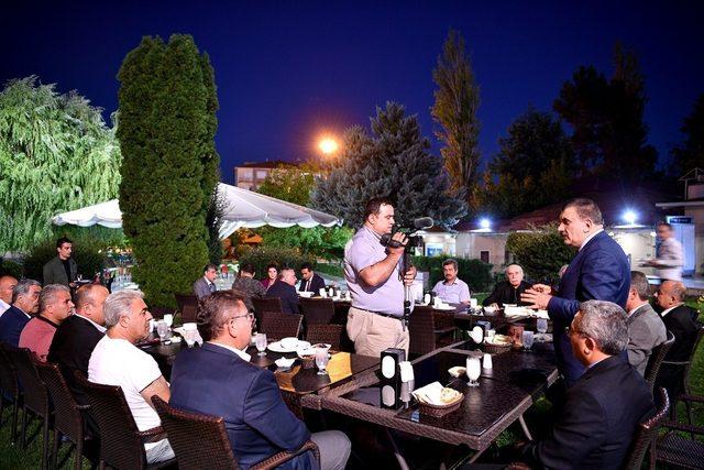 Büyükşehir Belediyesinden Muharrem iftarı verildi