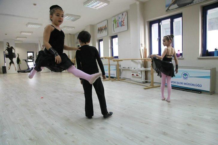 Küçük çocuklar için bale dansları eğitimleri başlıyor G3