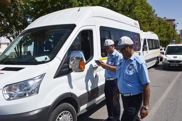 Öğrenci servislerine sıkı denetim