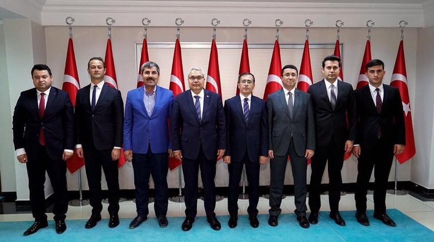 Kaymakamlardan Vali G&uuml;nd&uuml;z&ouml;z&rsquo;e ziyaret