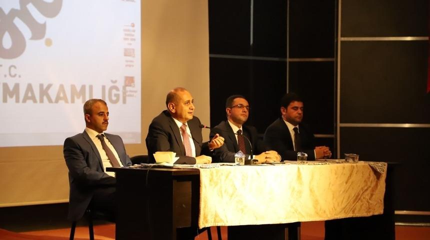 Cizre&rsquo;de okul m&uuml;d&uuml;rleri toplantısı