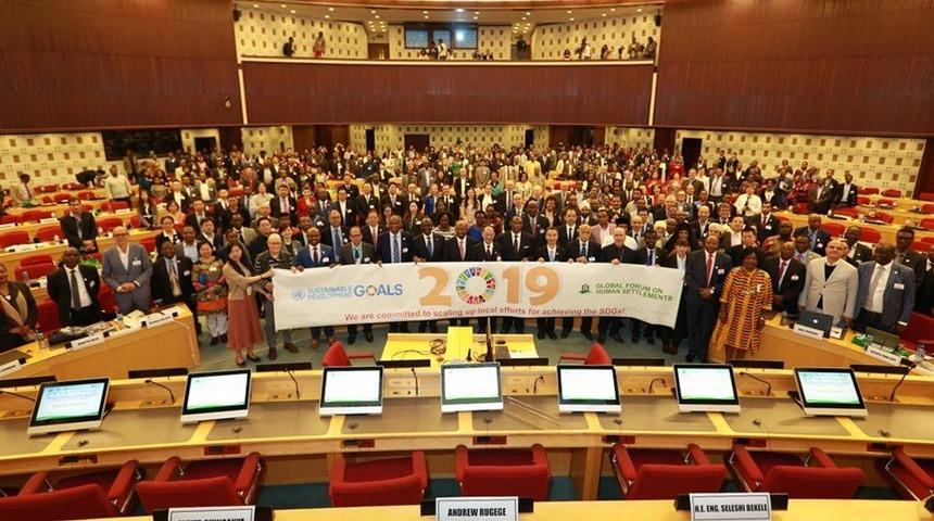 Tepebaşı&rsquo;na &rsquo;K&uuml;resel Model&rsquo; &ouml;d&uuml;l&uuml;