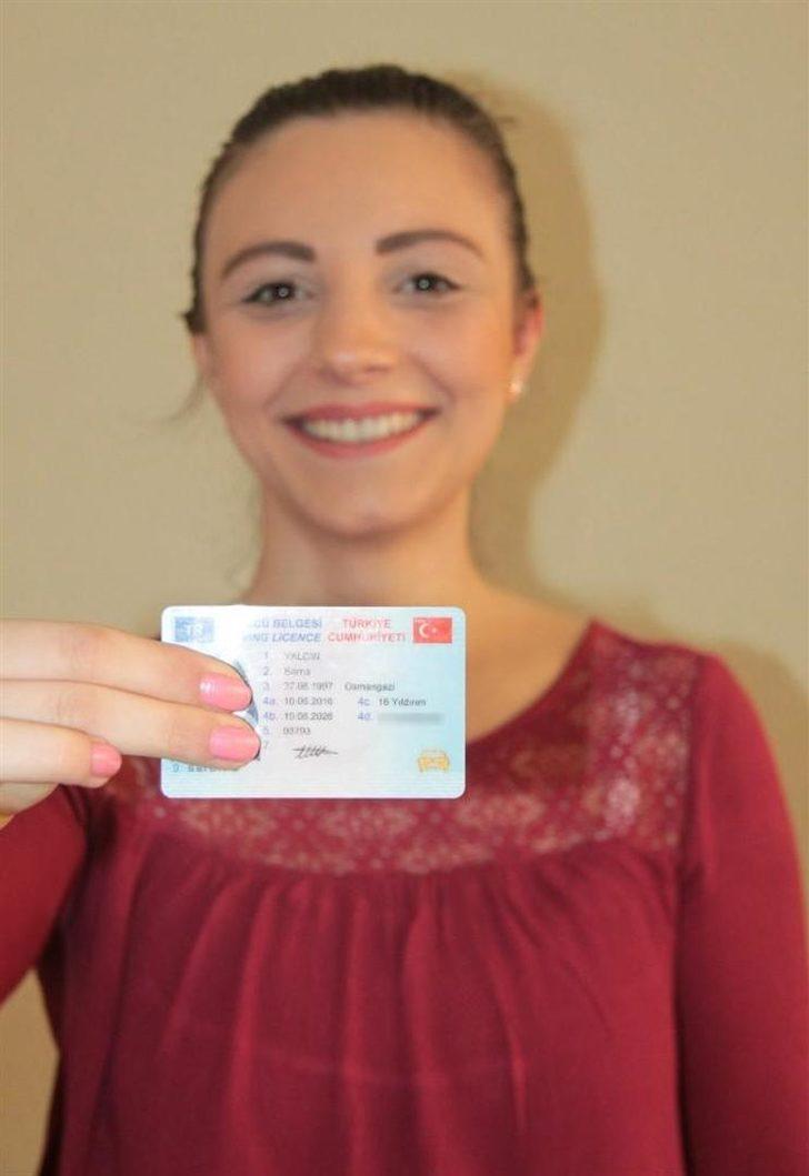 Ehliyetini yenileyecek olanlar bu uyarıya dikkat G1