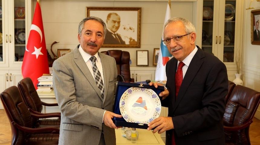 Milli Eğitim Bakanlığı &Ouml;zel Eğitim ve Rehberlik Genel M&uuml;d&uuml;r&uuml; Bilgili&rsquo;den Rekt&ouml;r Karabulut&rsquo;a ziyaret