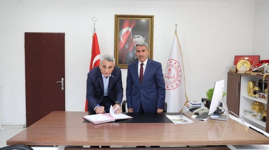 Hayırsever Aktaş ailesi Nusaybin’e okul yaptıracak