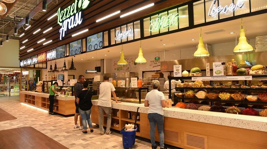 Sağlıklı ve ucuz yemek 'Lezzet Arası'nda