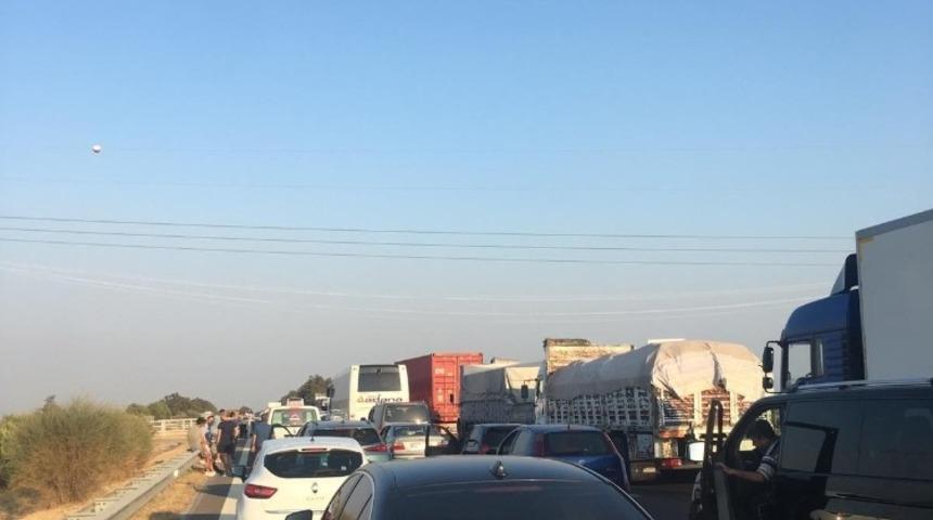 Aydın-İzmir otobanı çift yönlü ulaşıma kapandı