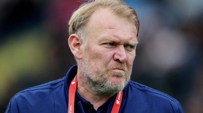 Robert Prosinecki istifa kararından vazge&ccedil;ti