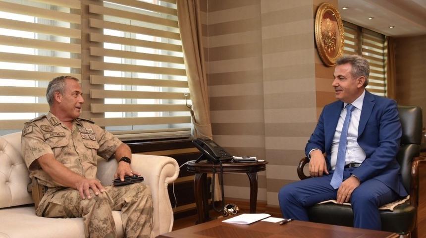 Erzurum Jandarma B&ouml;lge Komutanı Tuğgeneral Okyar&rsquo;dan, Vali Elban&rsquo;a ziyaret