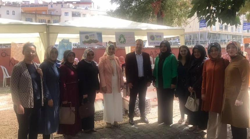 KADEM&rsquo;den sıfır atık geri d&ouml;n&uuml;ş&uuml;m sergisi