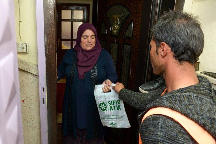 Altındağ’da 120 bin çöp poşeti dağıtıldı G4