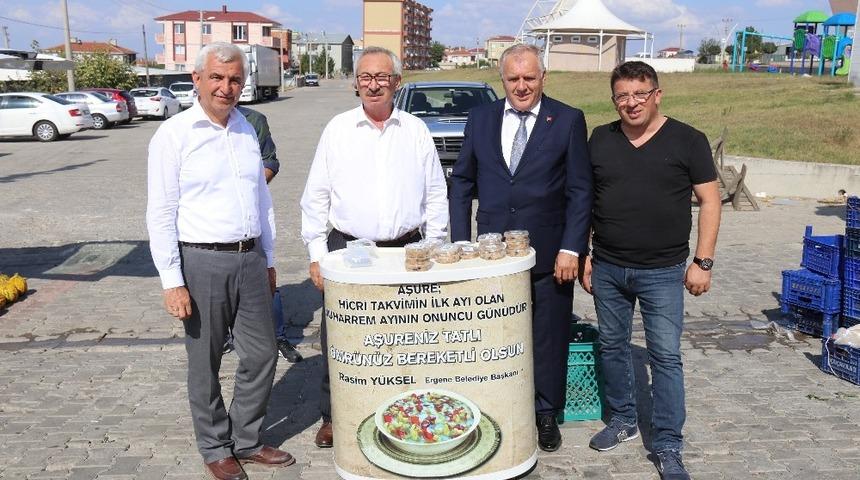 Ergene&rsquo;de aşure ikramı