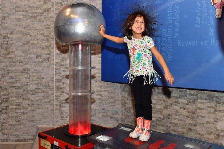 Büyükşehirden minik emekçilere sürpriz G1