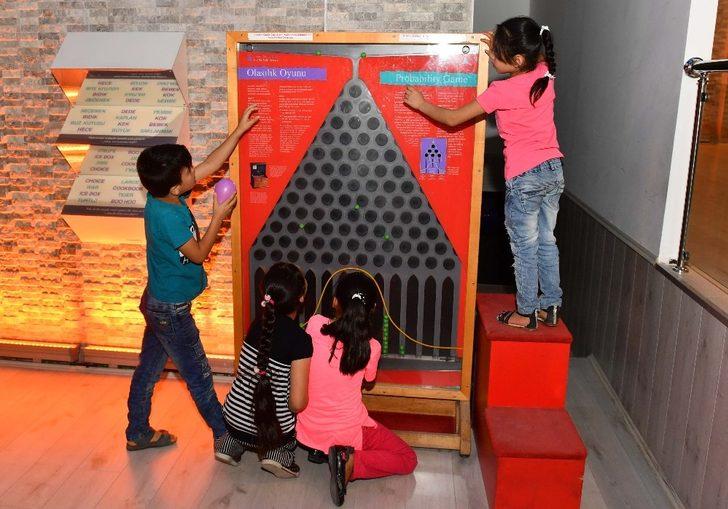 Büyükşehirden minik emekçilere sürpriz G3