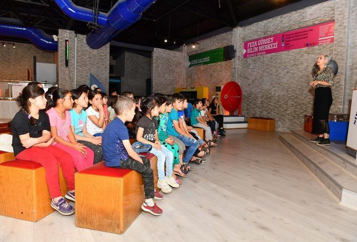 Büyükşehirden minik emekçilere sürpriz G5