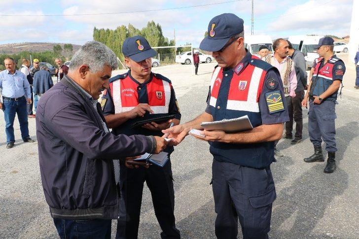 Jandarmadan okul servis araçlarında denetim G2