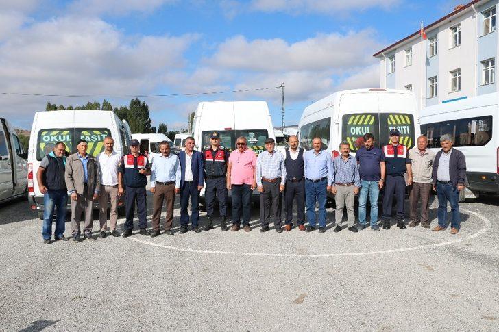 Jandarmadan okul servis araçlarında denetim G4