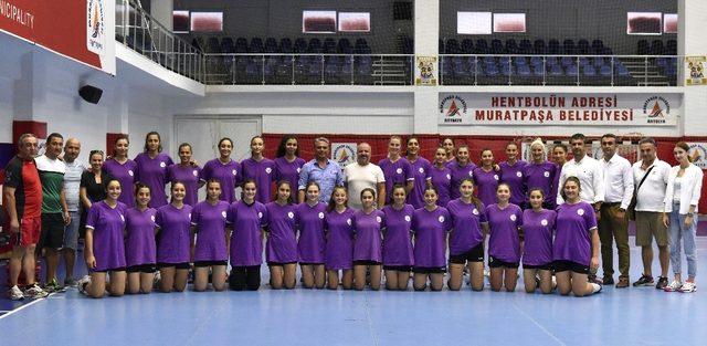 Muratpaşa Belediyespor Kadın Hentbol Takımı, Avrupa sınavında