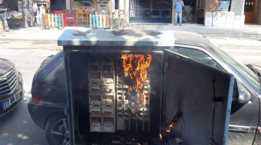 Elektrik panosunda &ccedil;ıkan yangın korkuttu