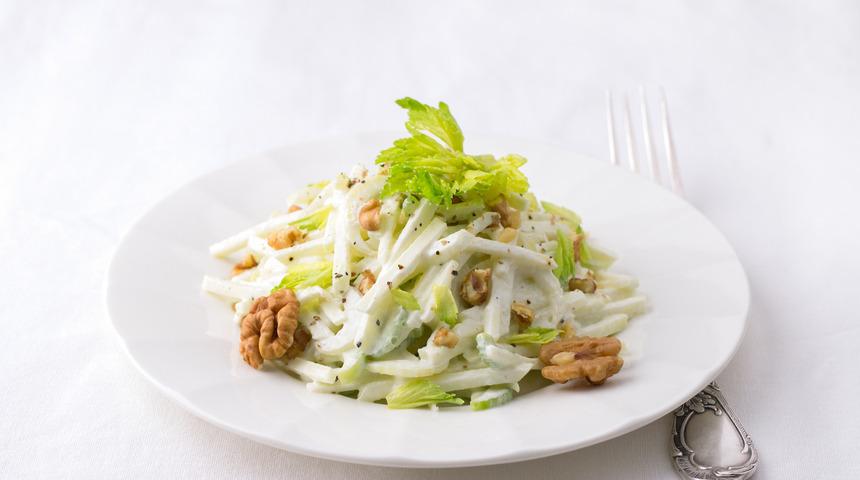 Yeşil elmalı kereviz salatası tarifi