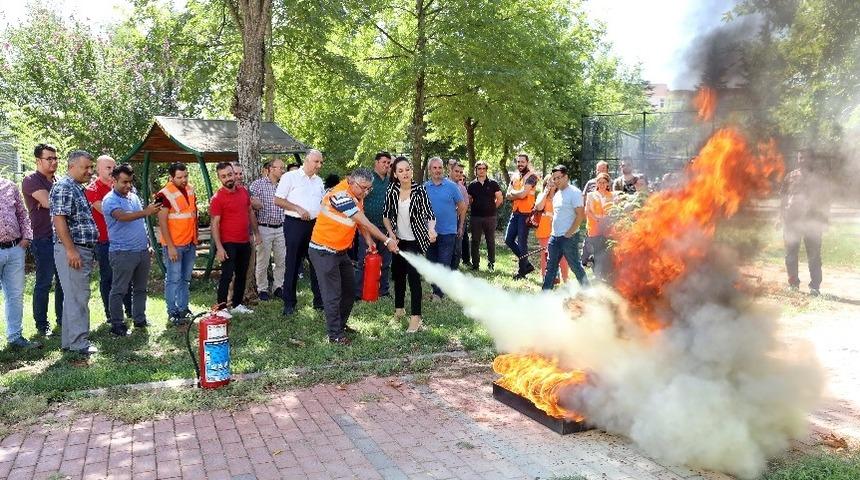 GA&Uuml;N&rsquo;de yangın eğitimi