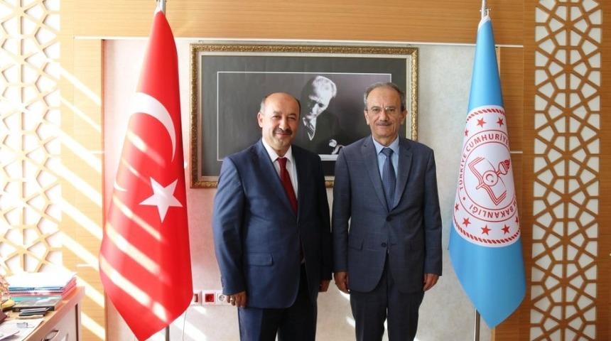 Daire Başkanı Tektaş&rsquo;tan İl Milli Eğitim M&uuml;d&uuml;rl&uuml;ğ&uuml;ne ziyaret