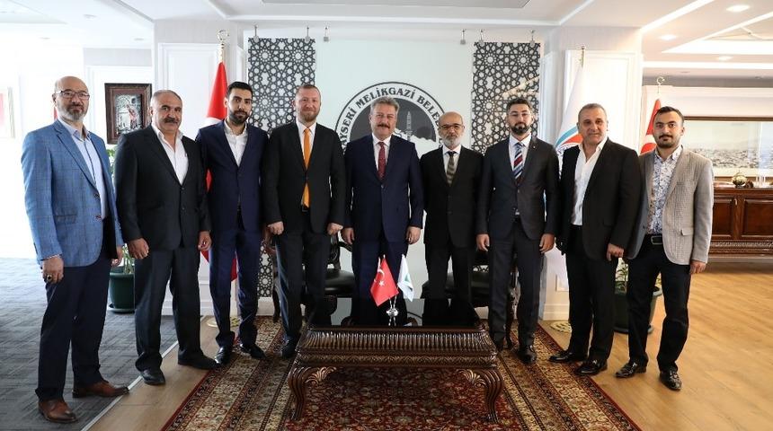 Yozgatlı Dernekler Federasyonun&rsquo;ndan Palancıoğlu&rsquo;na Ziyaret