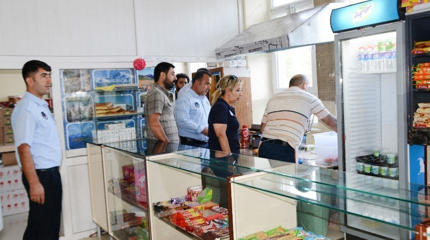 Tuşba’da okul kantinleri denetlendi