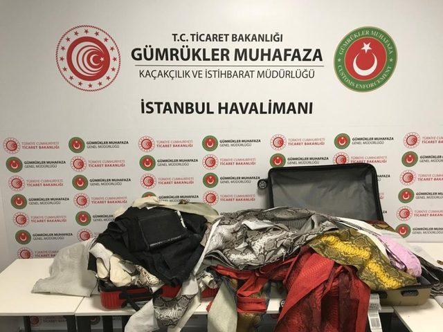 İstanbul Havalimanı’nda 355 metre işlenmiş yılan derisi yakalandı