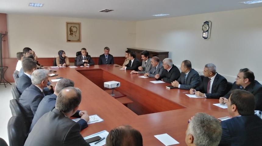 Kaymakam Çınar, kurum amirleriyle bir araya geldi