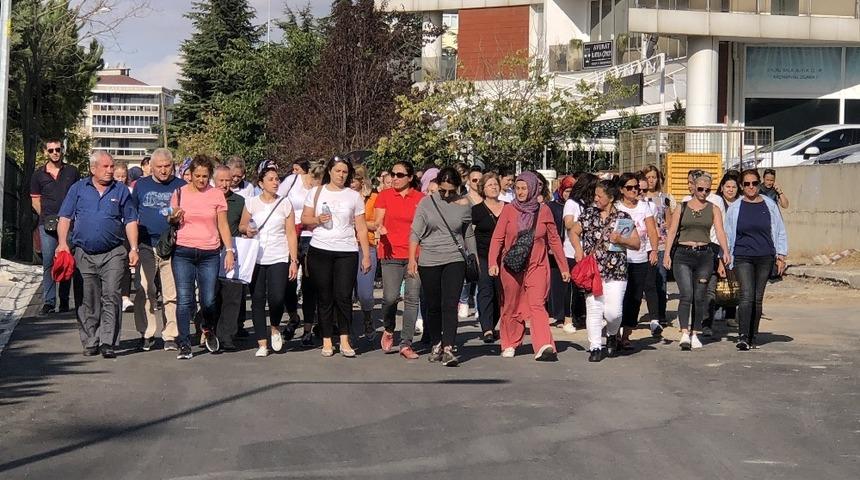 Velilerden okul protestosu