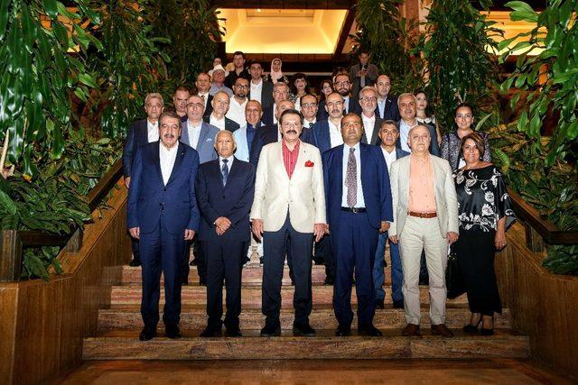 Başkan Gülsoy, Türk- Arap Odası Yönetim Kurulu Toplantısı’na Katıldı