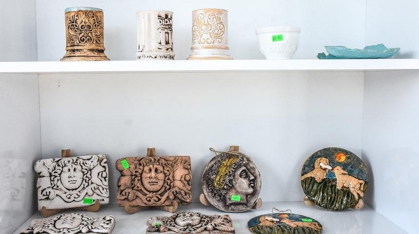 Didim Belediyesinin tıbbi ve aromatik yağ ve heykelleri satışta