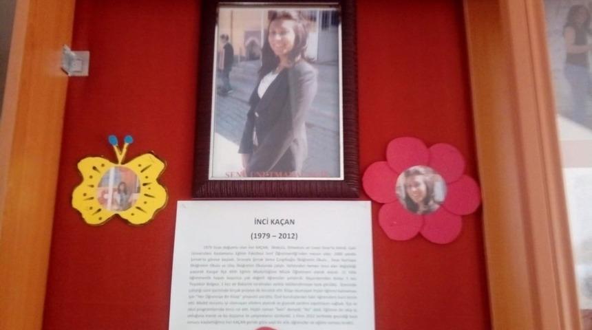 Trafik kazasında hayatını kaybeden &ouml;ğretmeni meslektaşları unutmadı