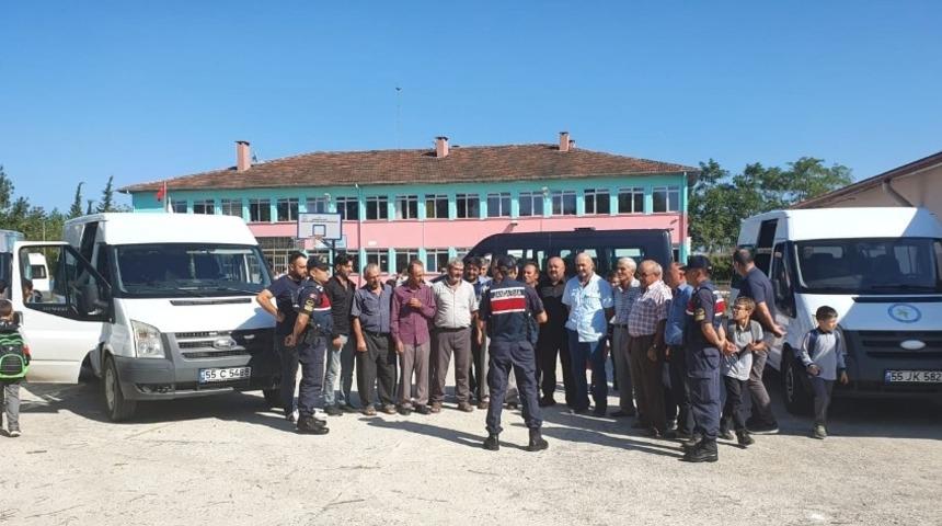 Jandarmadan okul servis ara&ccedil;larına sıkı denetim