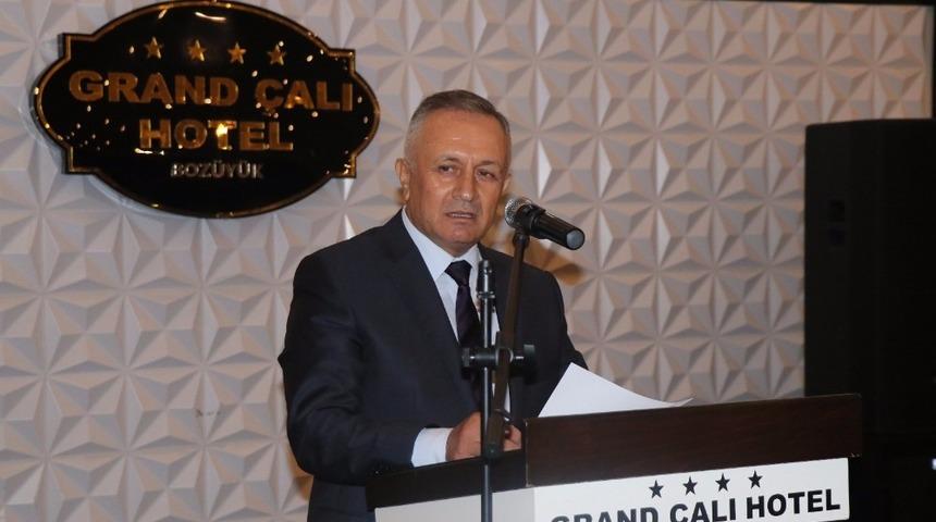 İl&ccedil;e Emniyet M&uuml;d&uuml;r&uuml; Hakkı G&uuml;ner&rsquo;e veda yemeği d&uuml;zenledi