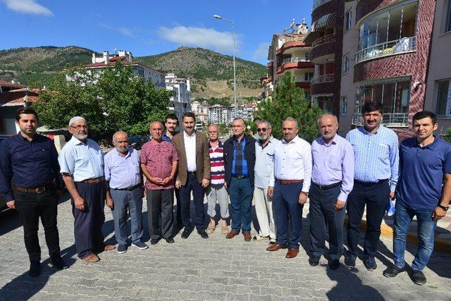 Başkan Eroğlu mahalle sakinleriyle buluştu