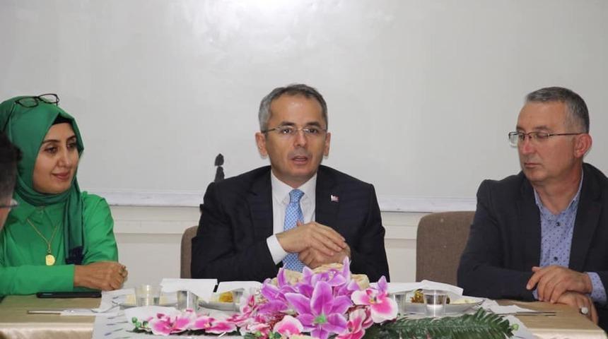 Kaymakam Pişkin, arıcılık kursunu ziyaret etti