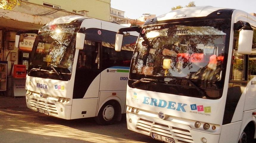 Yaşlılar otob&uuml;s saatlerinden şikayet&ccedil;i