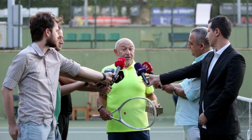 Nihat Özdemir: Büyük neşe içinde İstanbul'a döndük